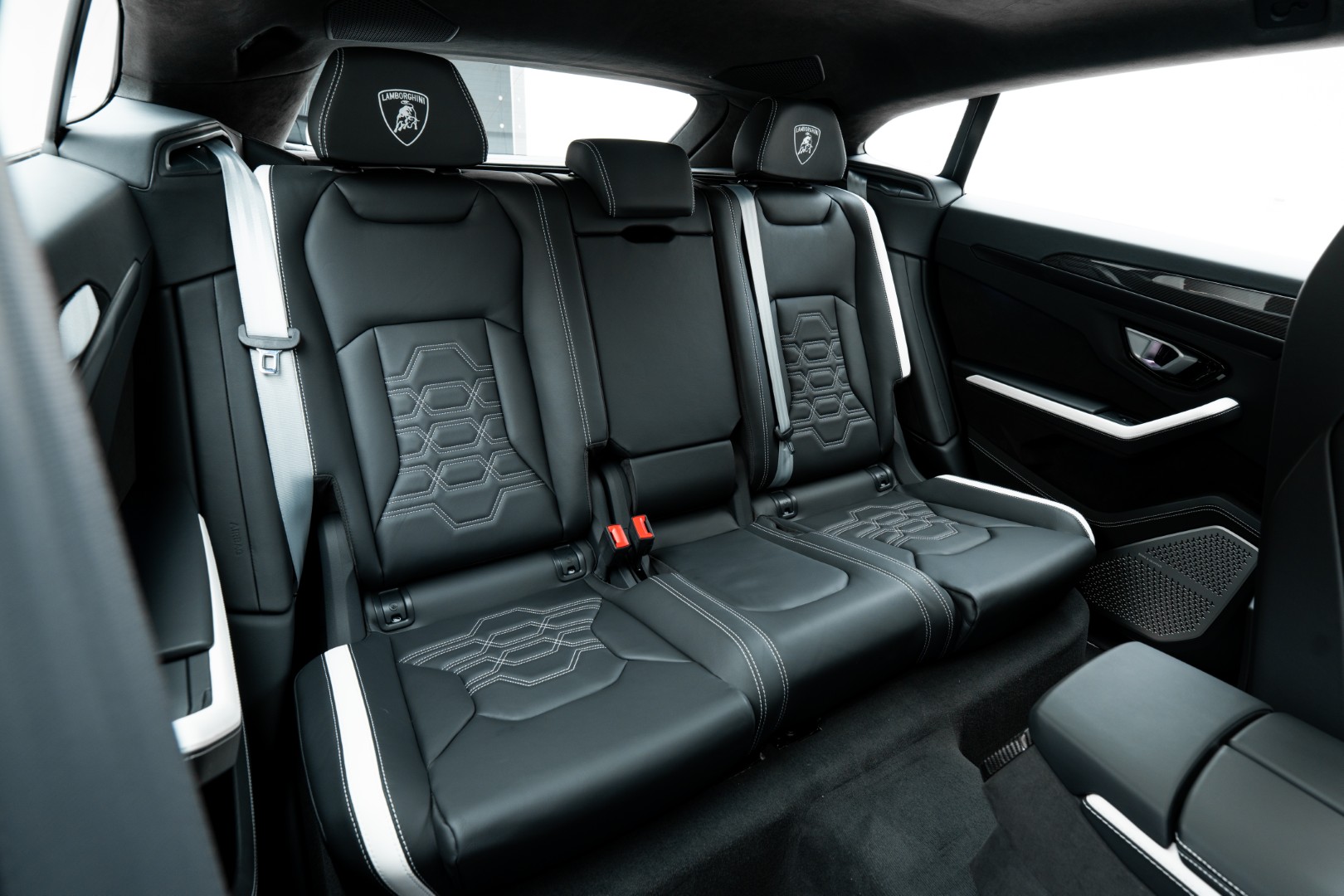 2025 URUS SE | 3D BANG OLUFSEN | HIGH SPEC